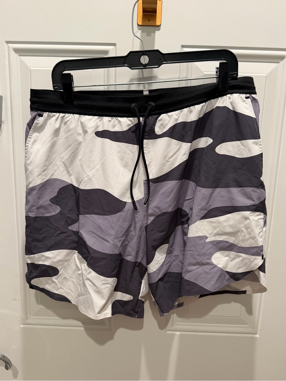 Greyson Night Wolf Pants Joggers Camoscape Print XLarge Multicolor